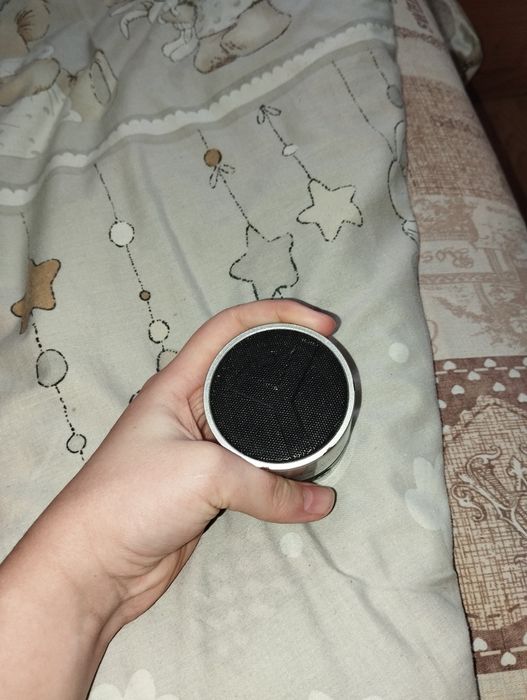 Блютуз колонка робоча