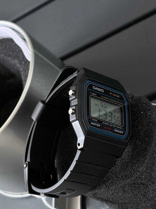 Чоловічий годинник CASIO F-91W-1.
