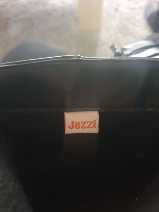 Botki damskie Jezzi na obcasie, r. 40
