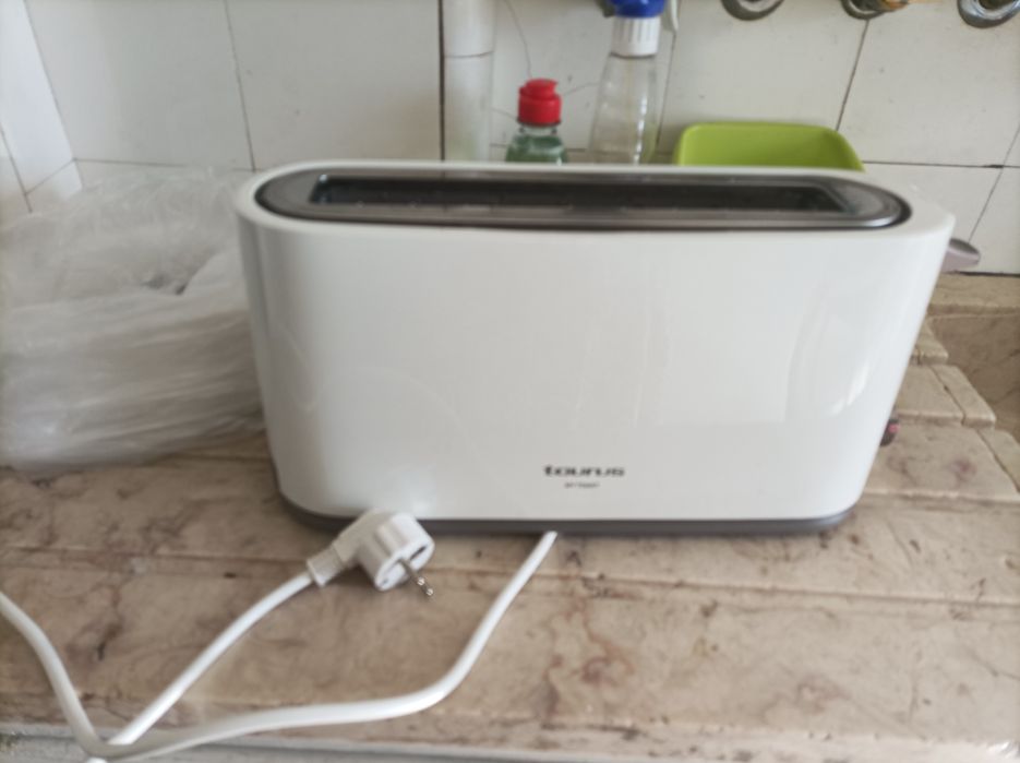 Taurus Toaster470890642020782080