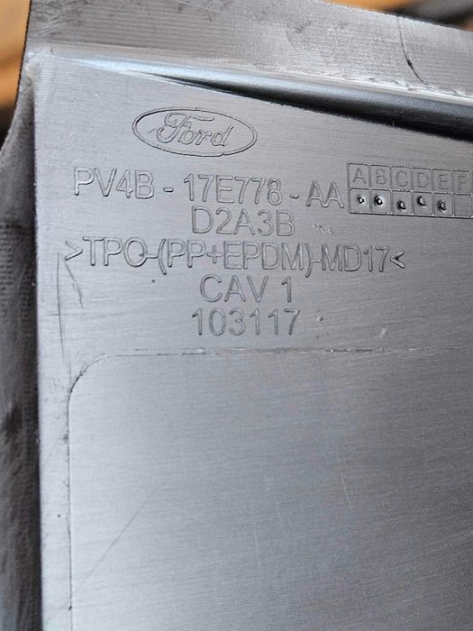 Ford Escape 2024 Повітропровід / Воздуховод / Дефлектор Верхній Нижній