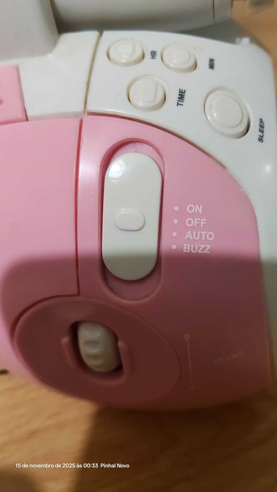 Radio despertador rosa metronic