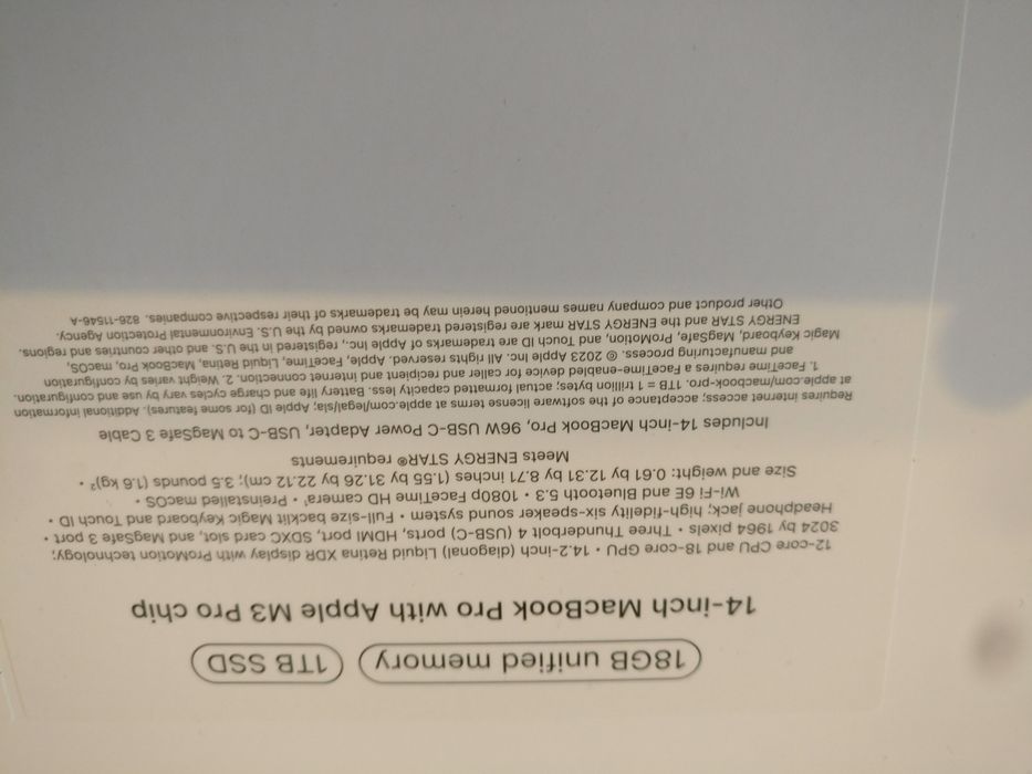 Apple MacBook Pro MRX73B/A 14.2 M3 Pro 18GB 1TB srebrny nowy