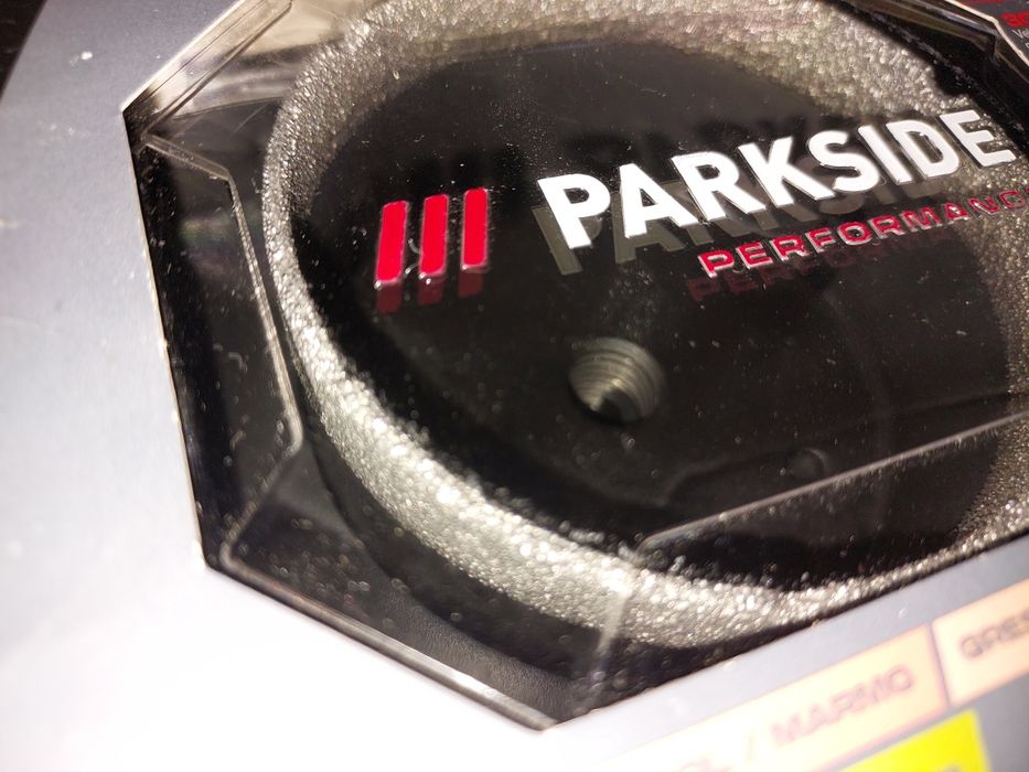 Алмазна коронка 83 мм.(М14) Parkside Performance HG 11166 в кейсі.