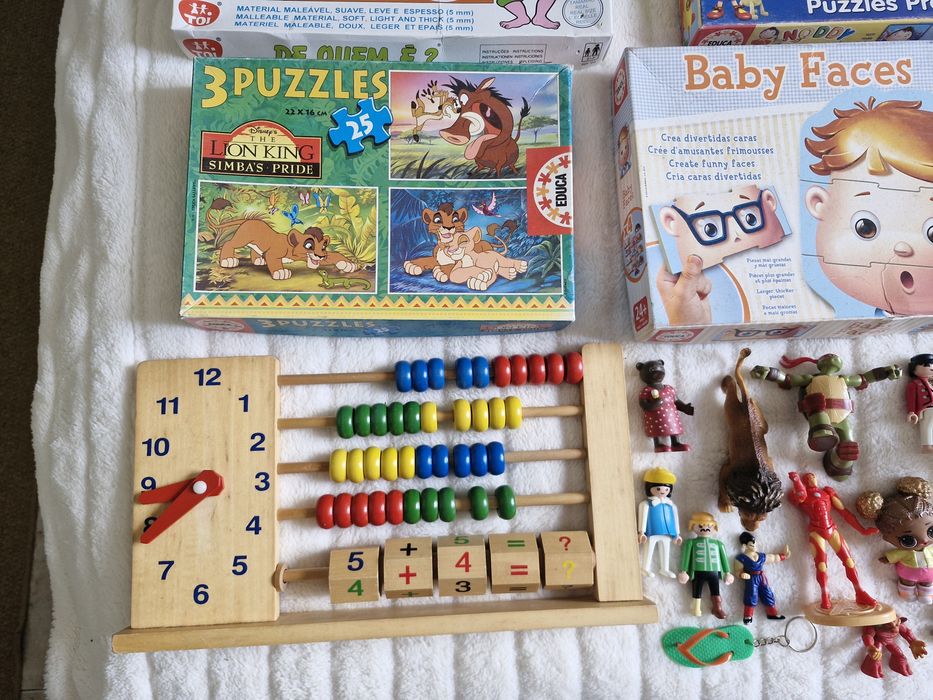 Brinquedos a 2€ cada