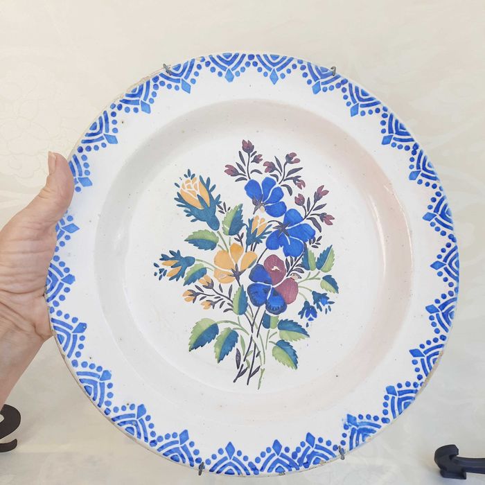 Prato de cerâmica para pendurar na parede