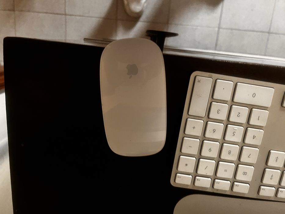 iMac 27 inch 2011504089799558451203