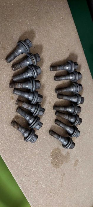 Parafusos Originais Peugeot/Citroën para Jantes