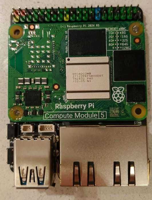 Raspberry Pi CM 5, 2GB RAM / 16GB eMMC + Waveshare Dual Ethernet Mini