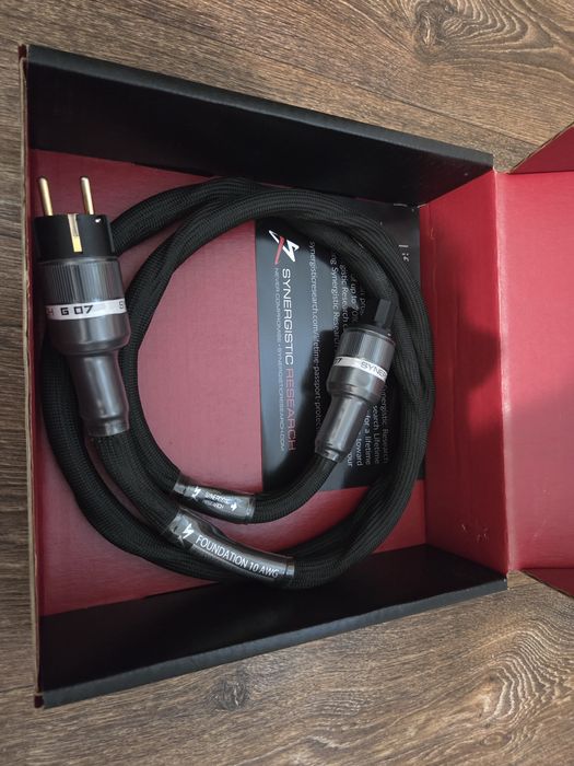 Силовой(сетевой) кабель Synergistic Research Foundation  10AWG High Cu