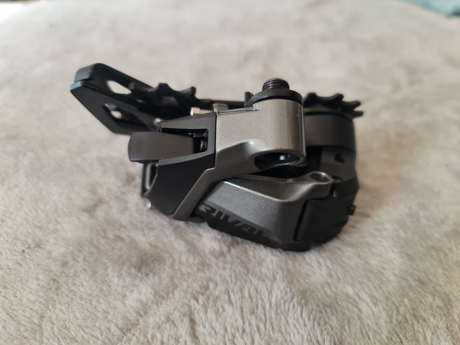 Przerzutka Sram Rival eTAP AXS