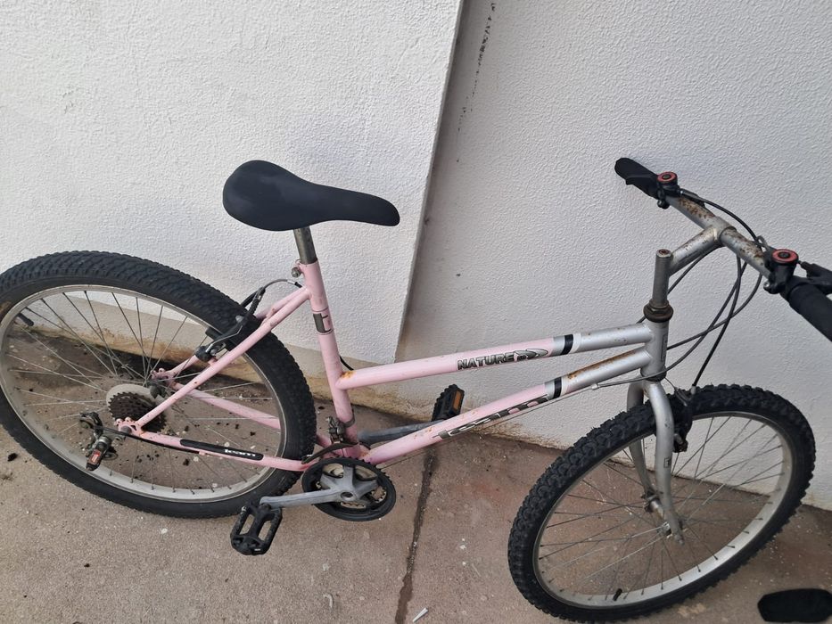 Vendo bicicleta a 70€ negociavel