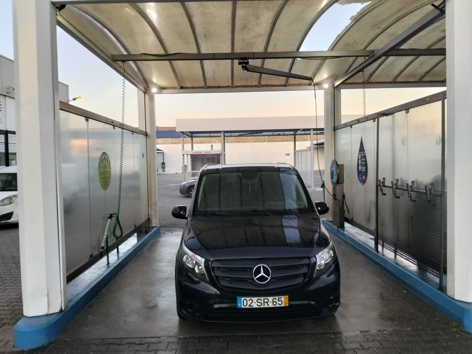 Mercedes  vitor 114