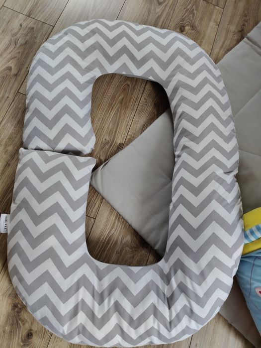 Poduszka ciazowa do karmienia