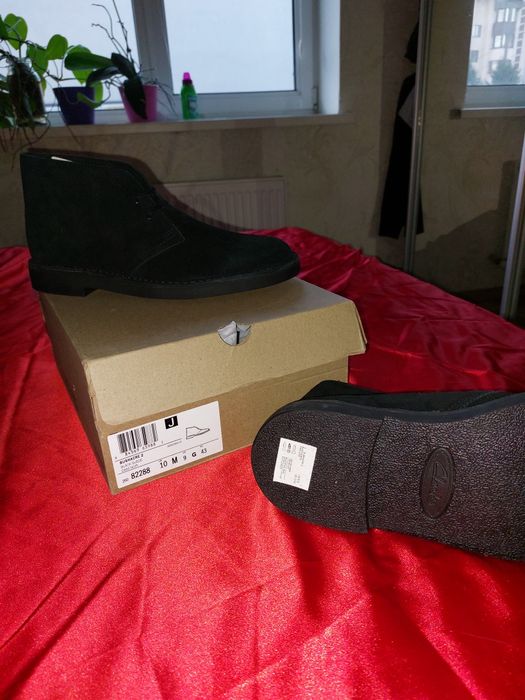 Ботинки Clarks натуральний замш