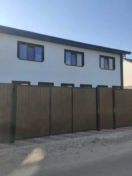 Таунхаус 98 кв. м у с. Святопетрівське