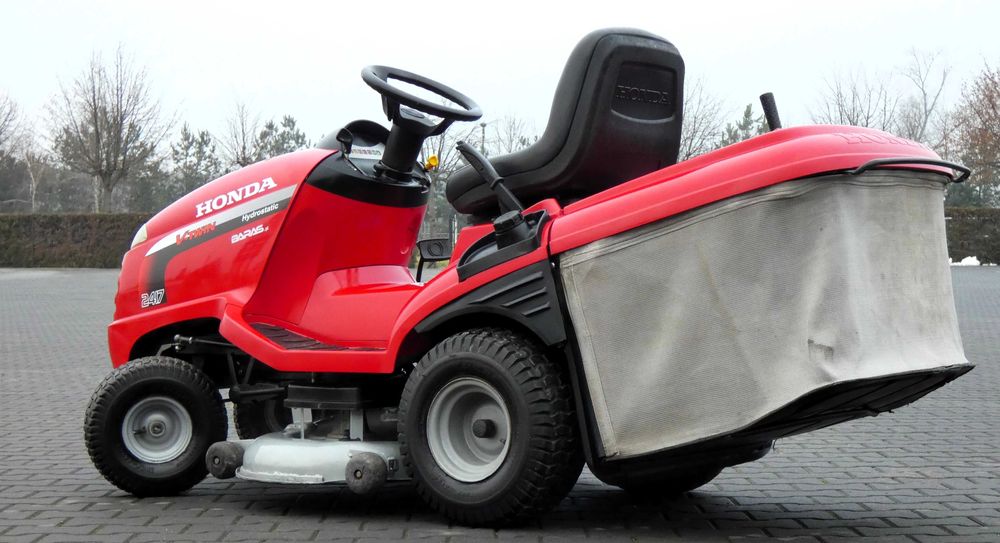 Traktorek kosiarka HONDA 2417 2 Cylindry (081205.5) - Baras
