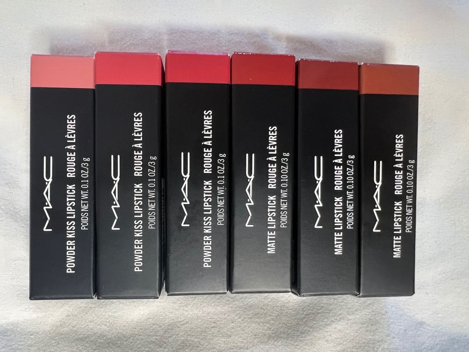 Batons da Mac , vários tons