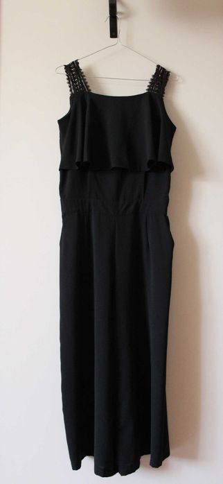 Стильний елегантний чорний комбінезон міді з воланом та кюлотами S/M