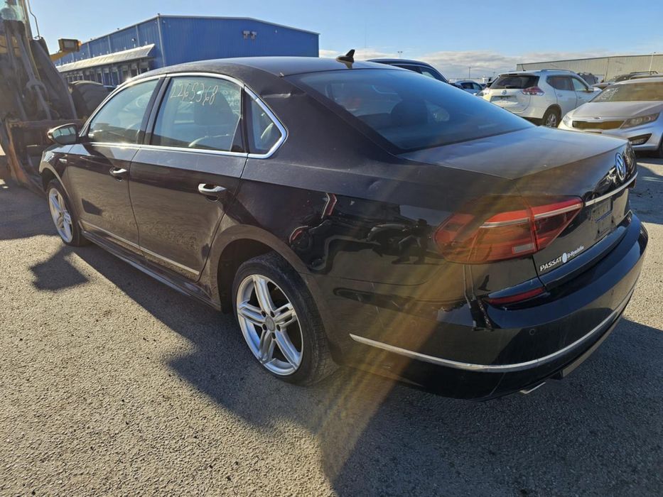 Продам Volkswagen Passat 1.8 TSI highline 2017