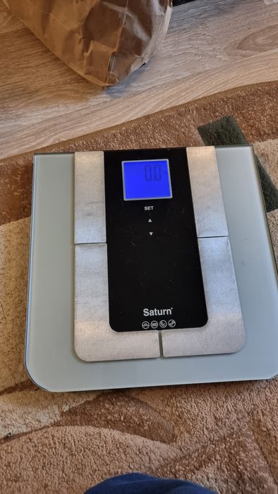 Весы Saturn и Elenberg цена за 2 шт