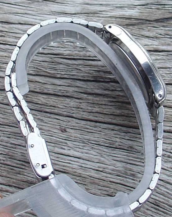 Жіночий працюючий годинник QSQ з браслетом