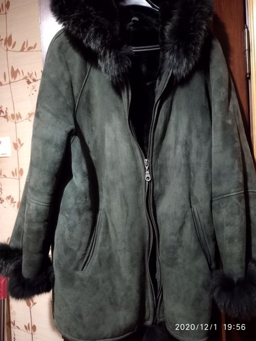 Отличная теплая дублёнка