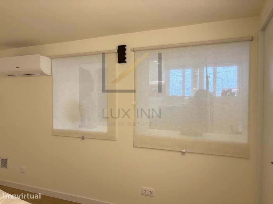 Apartamento T1 luminoso na Parede