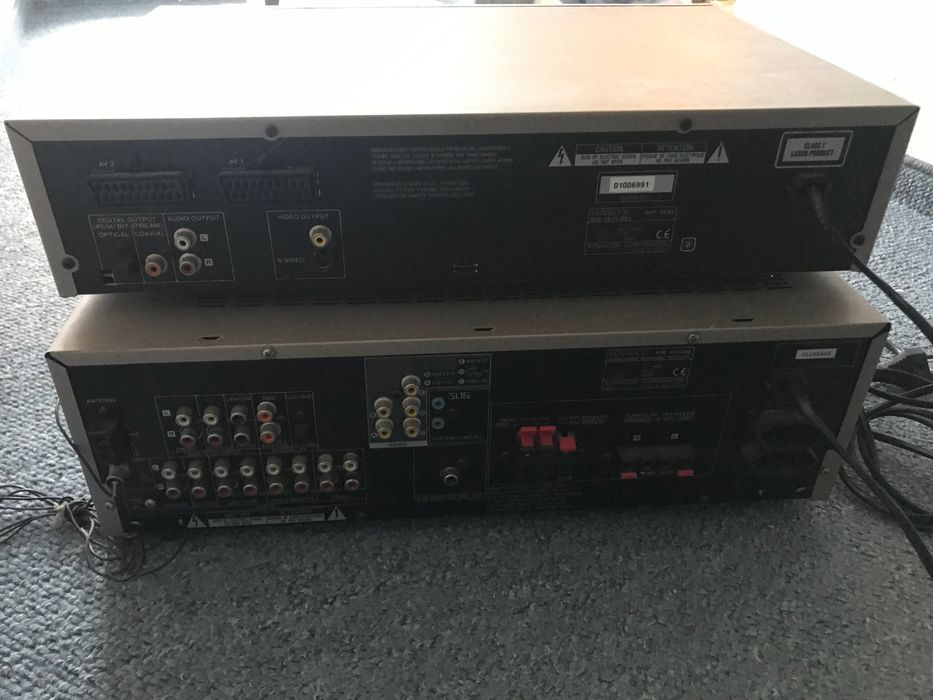 Kino domowe / amplituner KENWOOD KRF-V503D wraz z DVD
