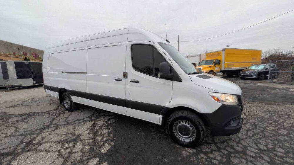 Mercedes-Benz Sprinter      2019