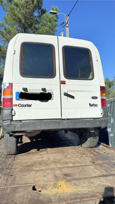 Ford courrier 1.8 td para peças ano 1999