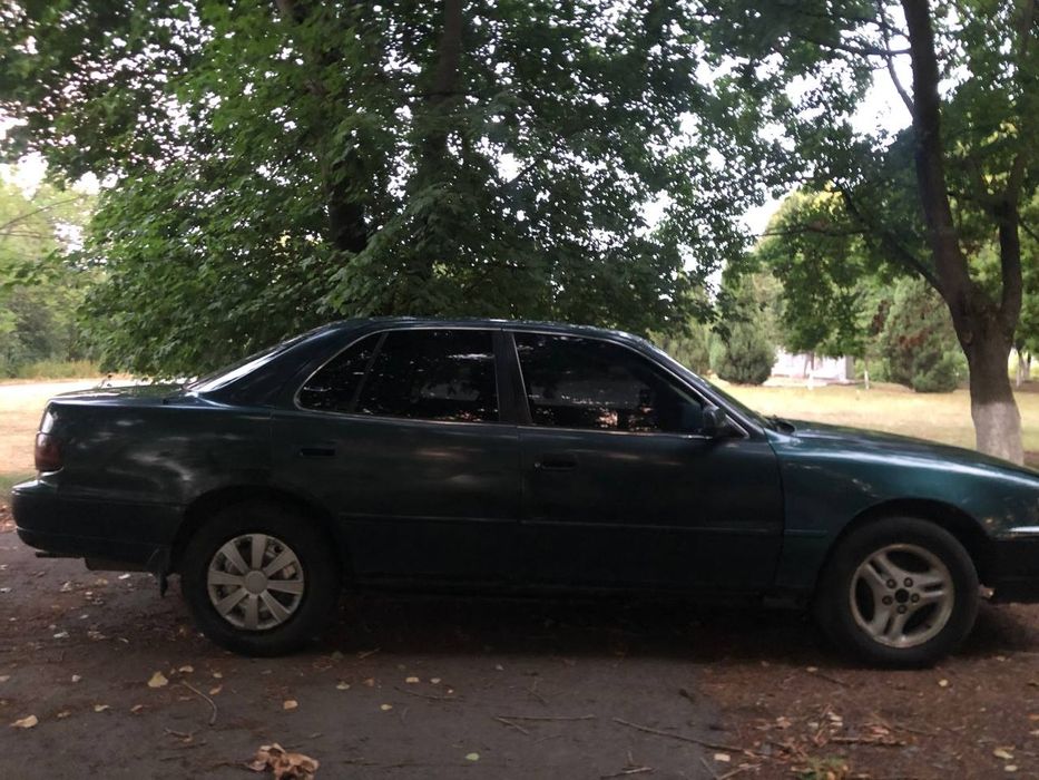 Toyota camry автомат 3.0 газ/бенз