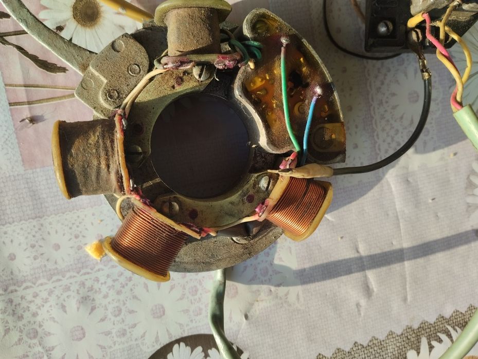 Маховик вихрь зажиганиє.