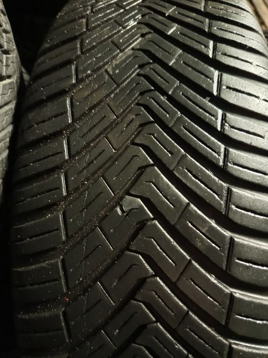 Opony całoroczne 215/70/16