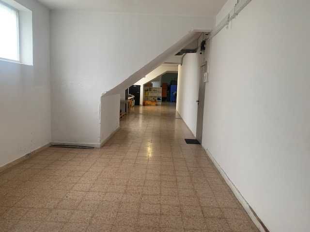 Espaço com 377m2 no centro de Torres Novas ( Comercio e Serviços )
