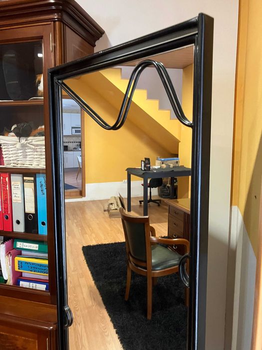 Espelho de corpo inteiro 160x60 metal preto com inclinação