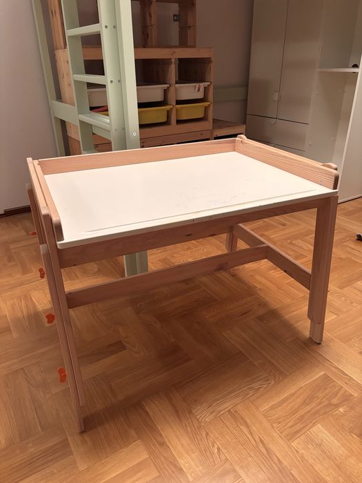 Biurko Ikea Flisat