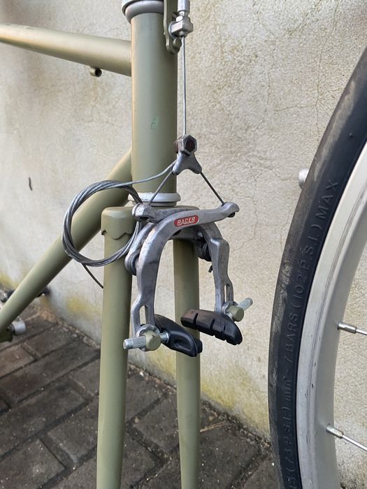 Bicicleta ciclismo antiga incompleta