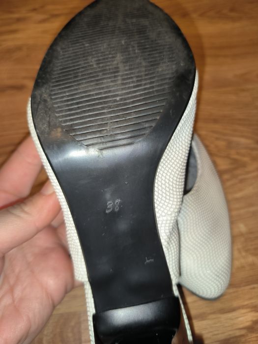 Szpilki damskie rozm 38