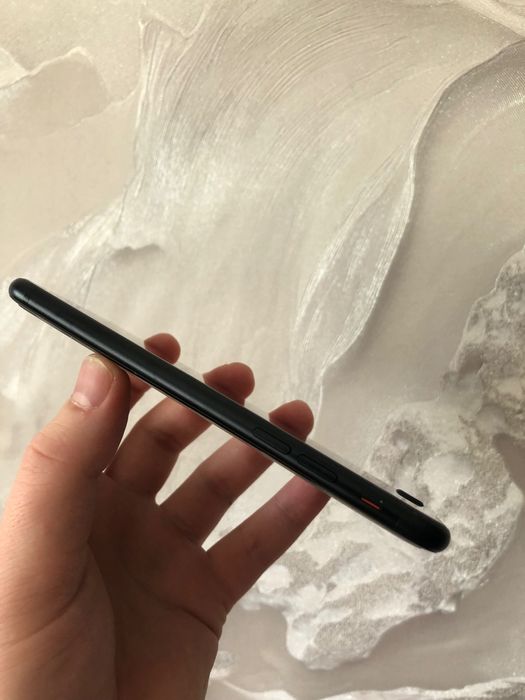 IPhone SE 2022 3 Gen 64 Gb