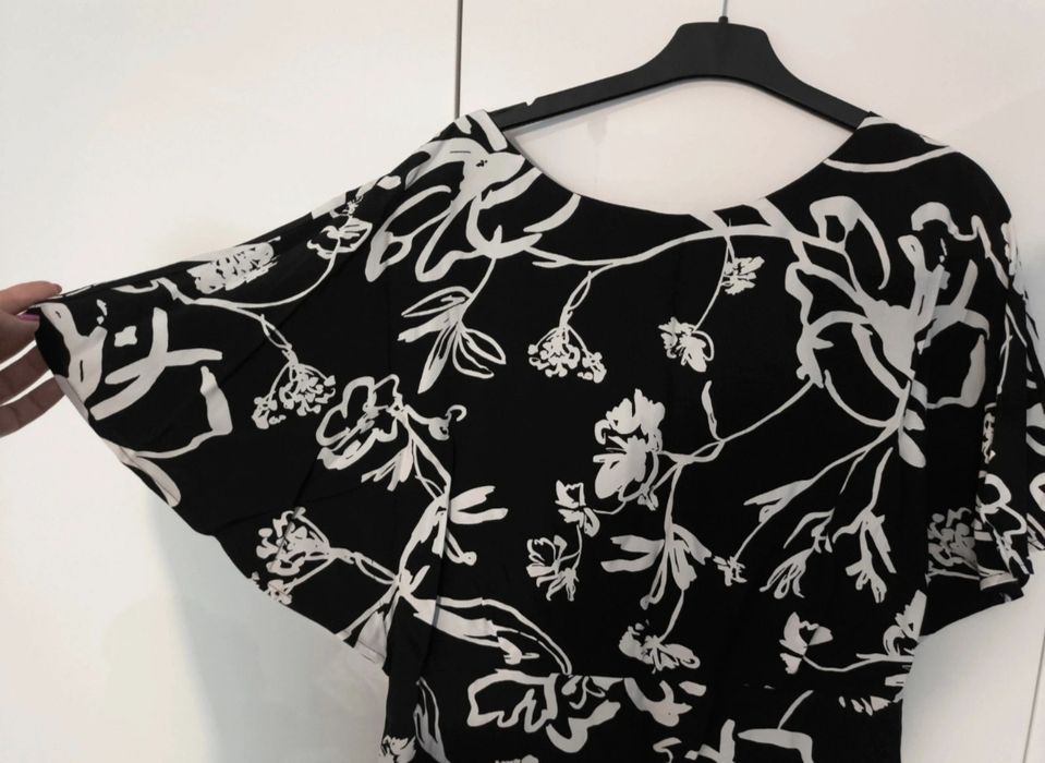 Sukienka elegancka do pracy na co dzień r. 44