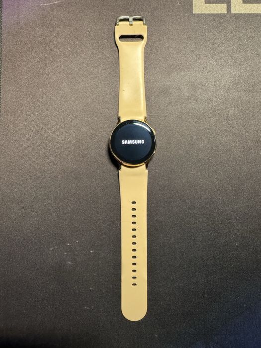 Samsung Galaxy Watch Active2 40mm Gold металевий корпус