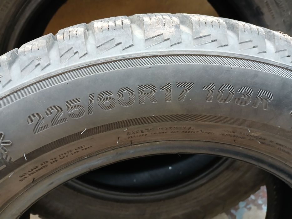 Продам комплект шин 225 60 17 Triangle PL 01 7 mm7 мм