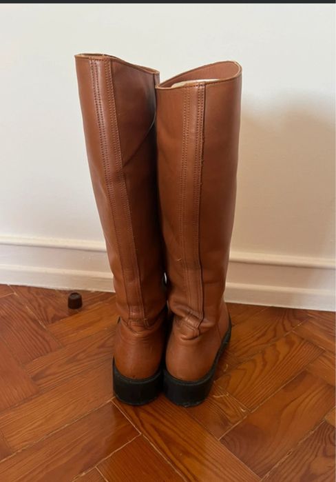 Botas pele cano alto