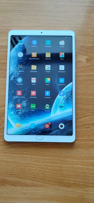 Планшет Xiaomi Mi Pad 4 Plus 4/64 LTE