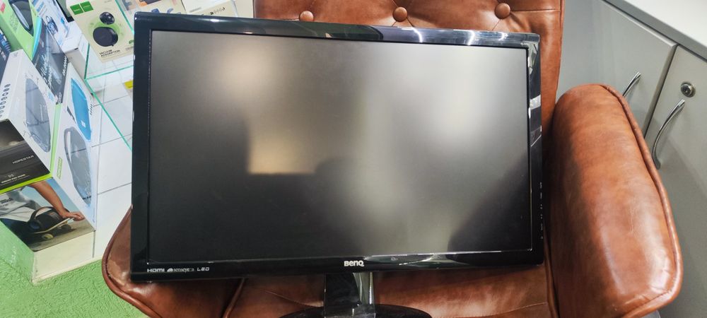 Монітор  BENQ GL 2450-t вживаний