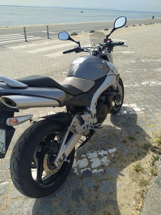 Suzuki gsr 600 27000km