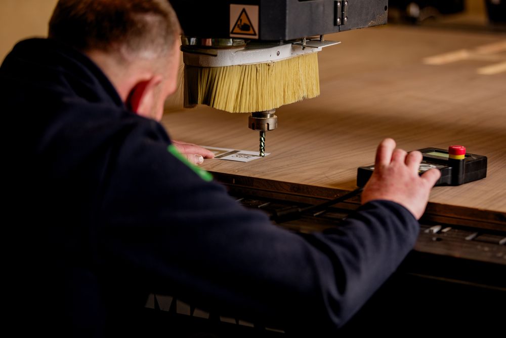 CNC frezowanie, cięcie, fronty meblowe, grawer, planowanie