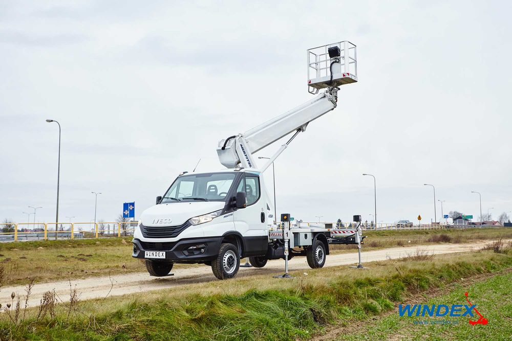 Podnośnik koszowy zwyżka podest - Multitel MTE 230 EX Iveco Mercedes