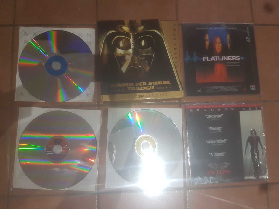 Leitor LD, CD, VINIL + 80 DISCOS.64170816468097122